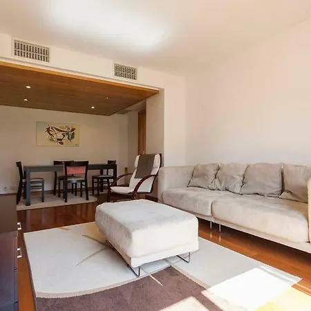 Expo Apartment *